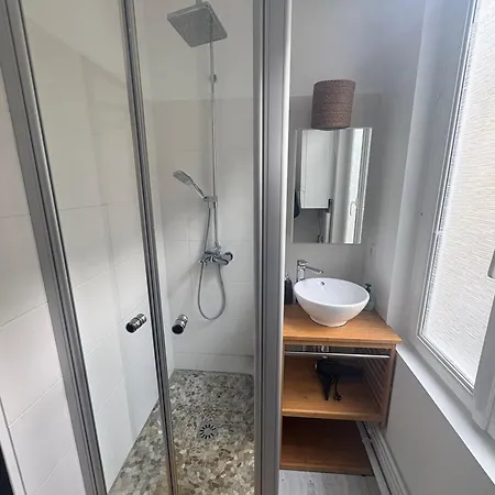Echappee Ducale, La Vraie Evasion A 2 Avec Lit Rond En Hypercentre De Charleville-Mezieres 아파트 *
